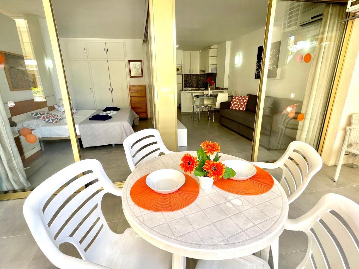 Apartbeach Novelty Climatizado Y Vistas Playa Салоу Екстер'єр фото