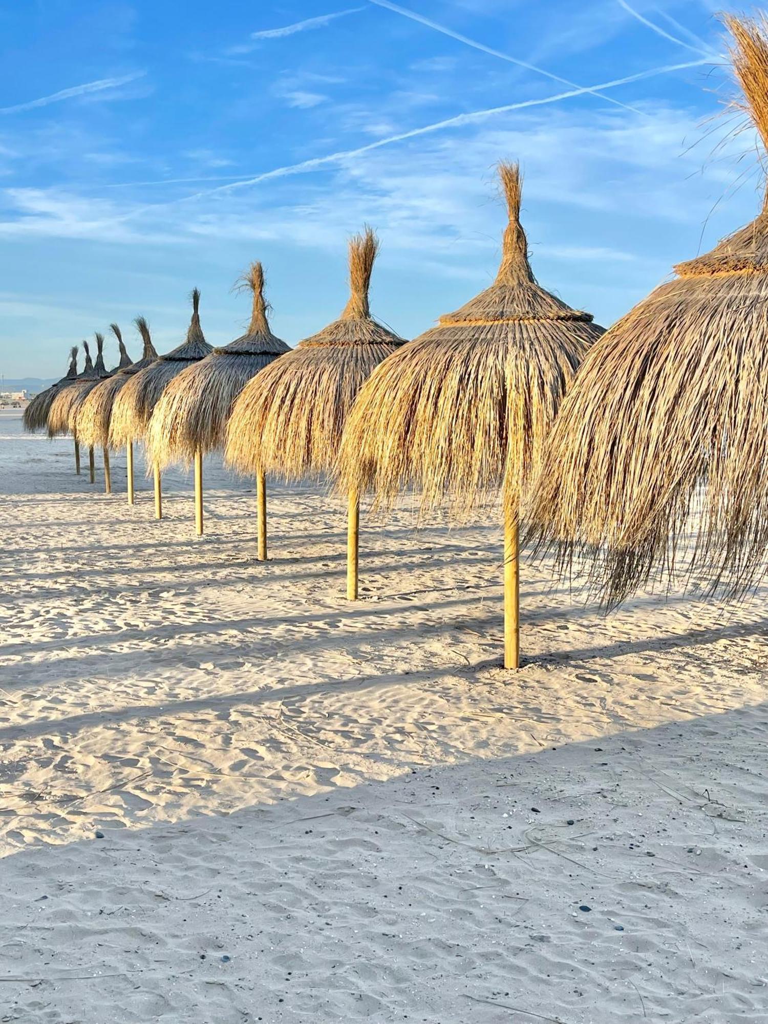 Apartbeach Novelty Climatizado Y Vistas Playa Салоу Екстер'єр фото