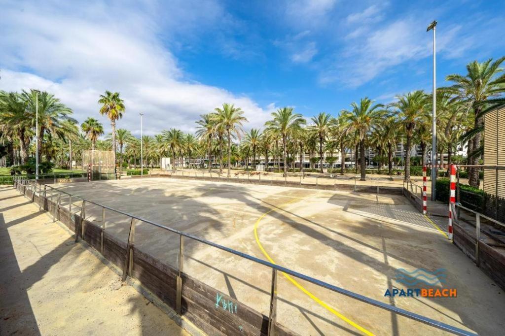 Apartbeach Novelty Climatizado Y Vistas Playa Салоу Екстер'єр фото